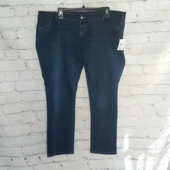 Indigo Blue Maternity Crop Jeans Size XL NWT - Picture 4 of 12